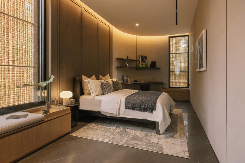 Split Mass Residence by K-Thengono Design Studio
