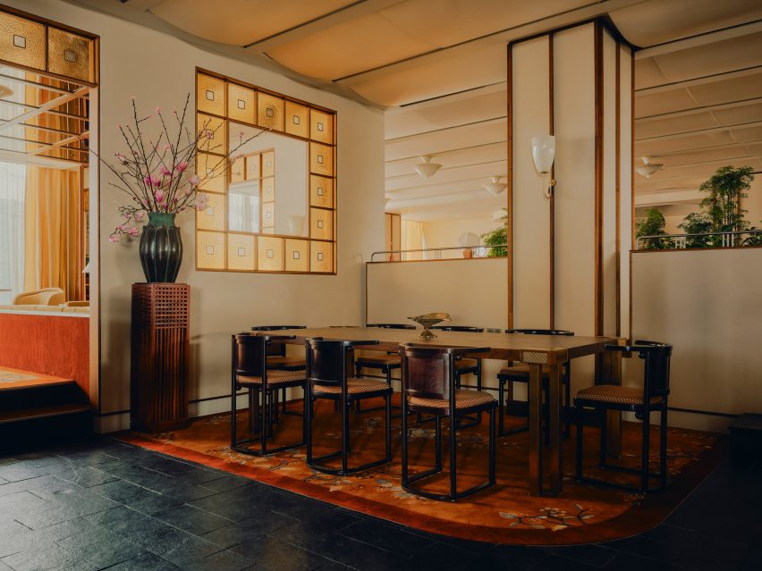 Dining table in Ibasho restaurant in The Dean Munich by Tatjana von Stein