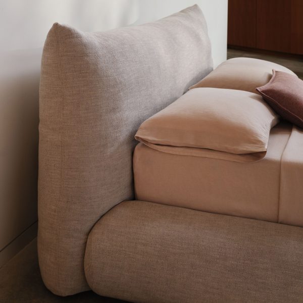 Willo Perron bed