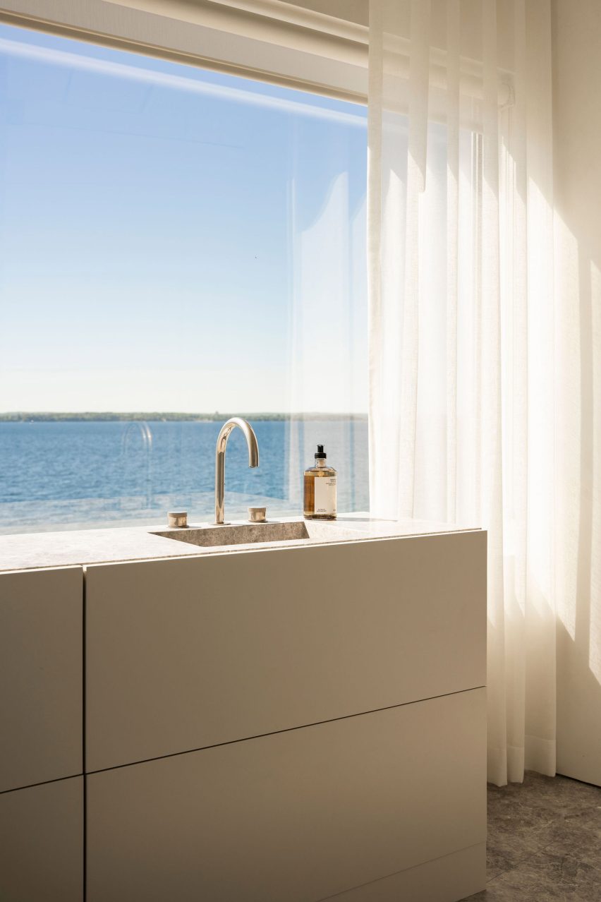 Willow Point by Lauri Design Studio