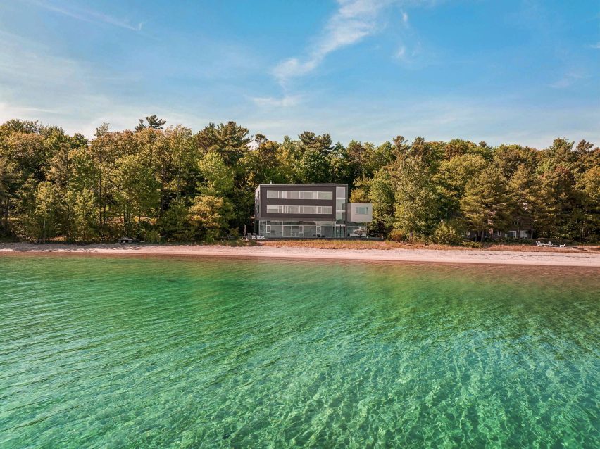 Willow Point by Lauri Design Studio