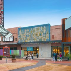 Kriskadecor nods to Disney’s graphic heritage in colourful chain facade