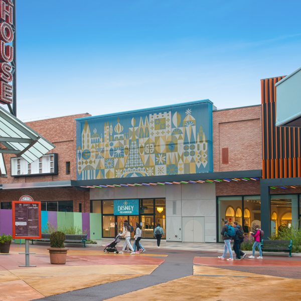 Kriskadecor nods to Disney’s graphic heritage in colourful chain facade