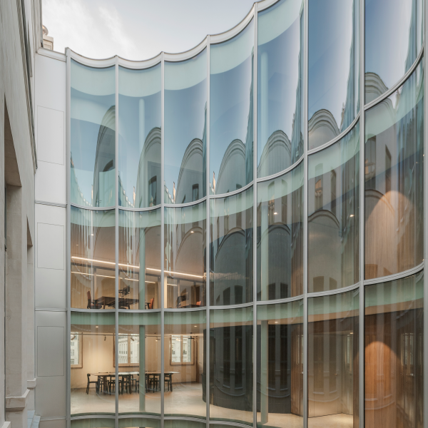 Chambre des Notaires by L'Atelier Senzu