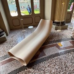 Pasta-shaped daybed