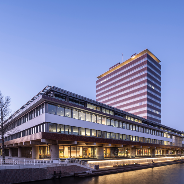 De Nederlandsche Bank by Mecanoo