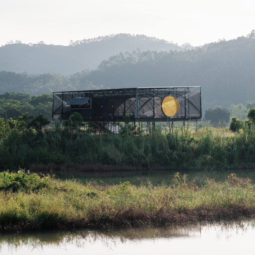 Moon Pavilion (Huizhou, China)