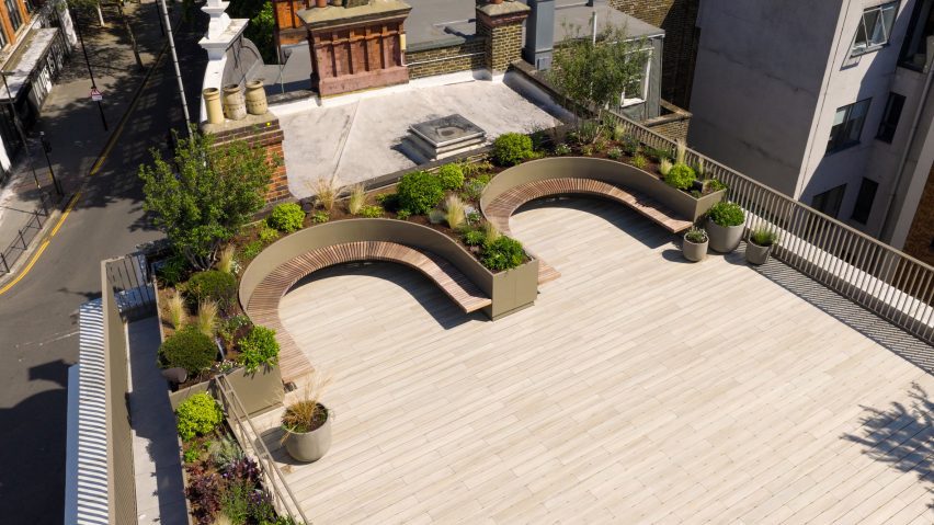 Ryno equips London rooftop with integrated terracing system