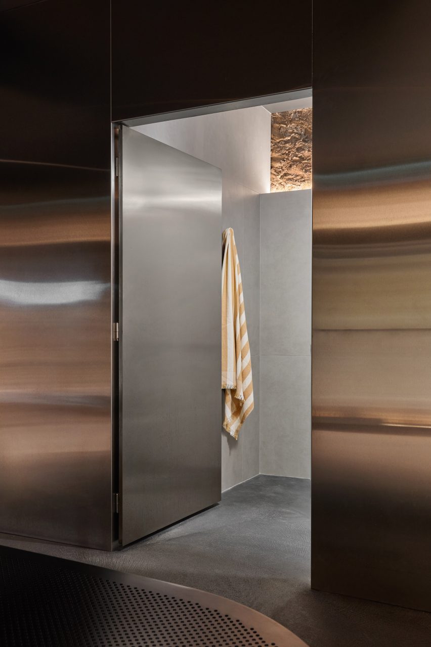 Alchemy Saunas by Rezen