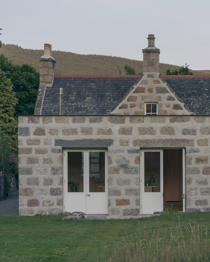 Cairngorm Cottage by Architecture Office
