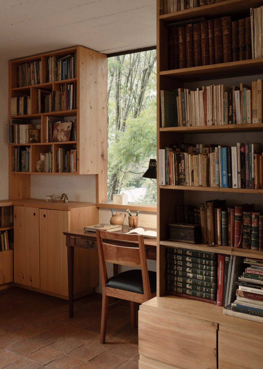 Casa Amona by Colar