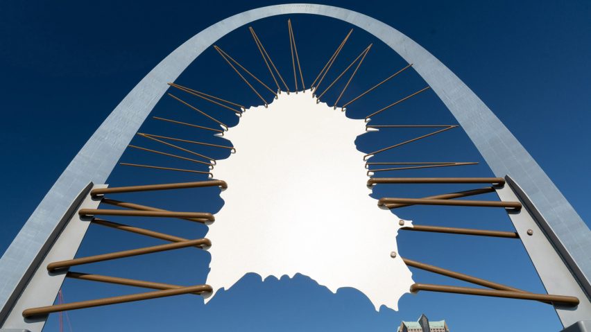 Nicholas Galanin “interrupts sightline” of Gateway Arch with animal-hide sculpture