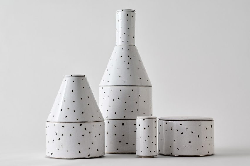 Malouin ceramic totems