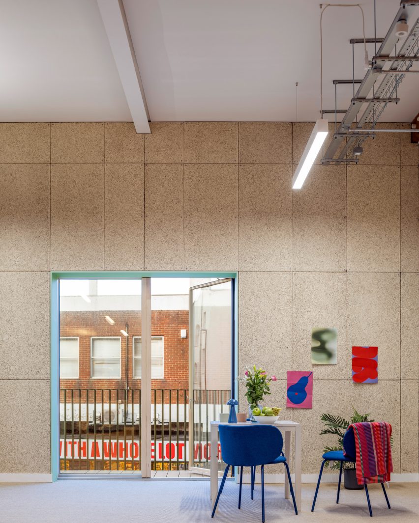 Eagle House by IF_DO