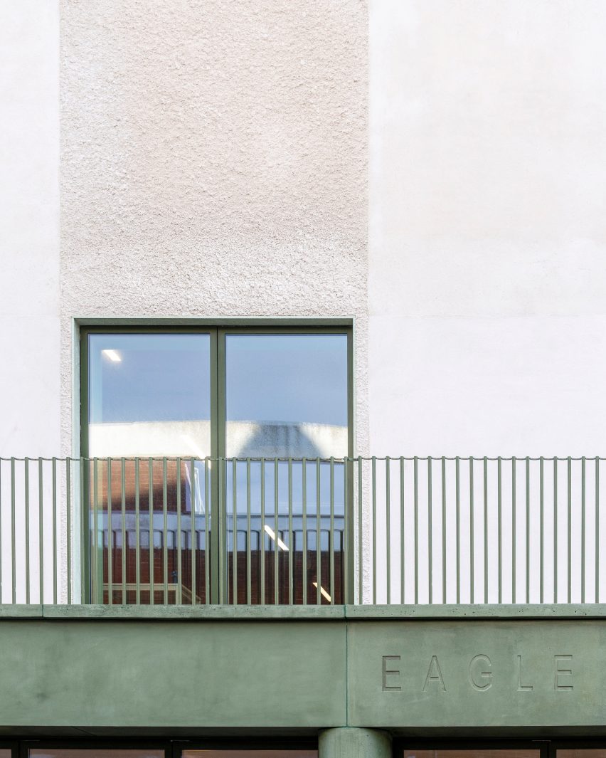 Eagle House by IF_DO