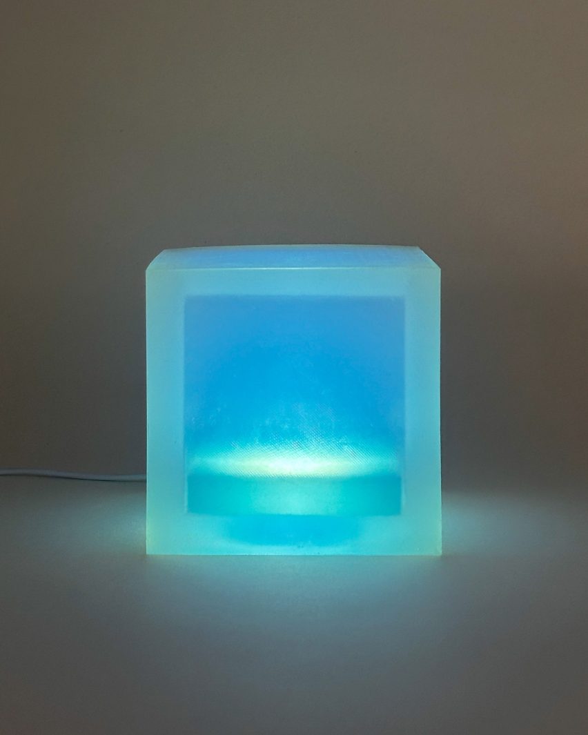 Cube-shaped lamp made from silicone