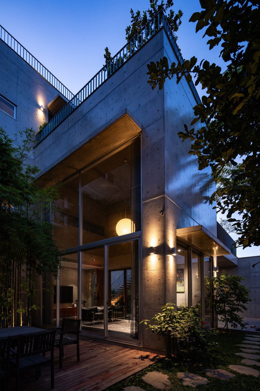 House K by HGAA