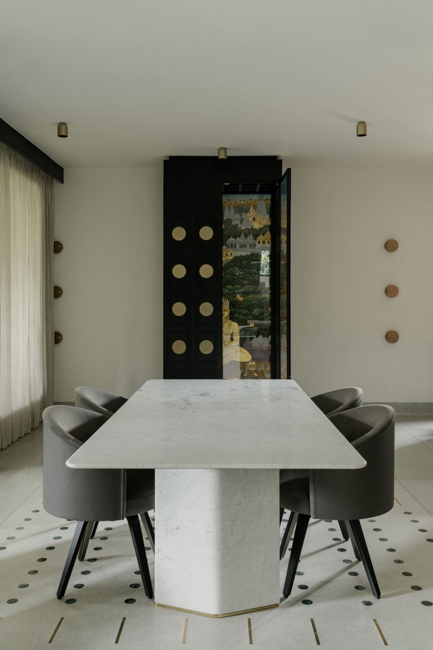 House of Shadows by Cadence Architects