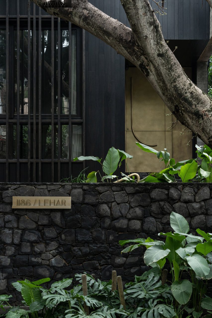 House of Shadows by Cadence Architects