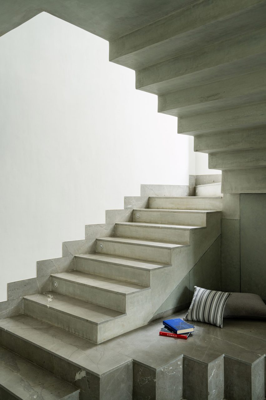 House of Shadows by Cadence Architects