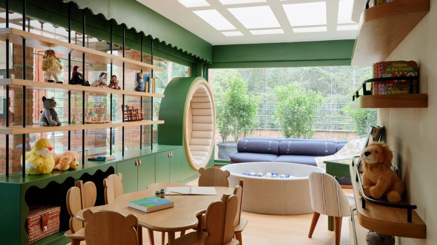 Veronica Mishaan carries out “successful juxtaposition” of patterns in Bogotá penthouse
