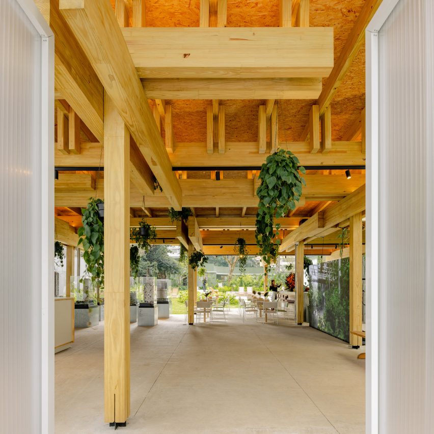 IZ Pavilion by Architects Office