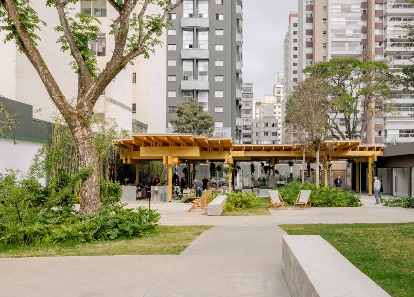 IZ Pavilion by Architects Office