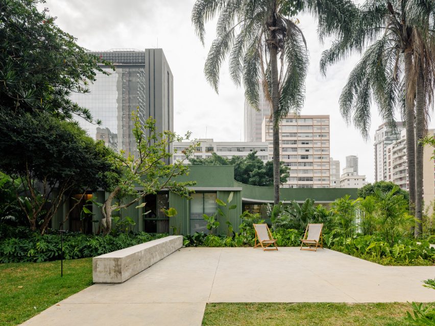 IZ Pavilion by Architects Office