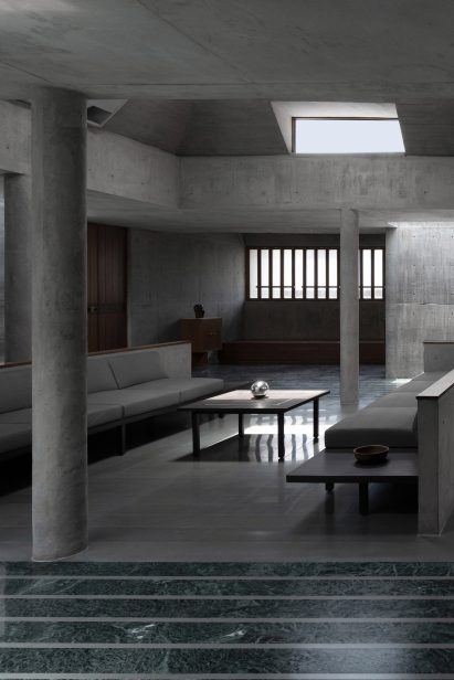 Monastic Field house in India by Roomoor
