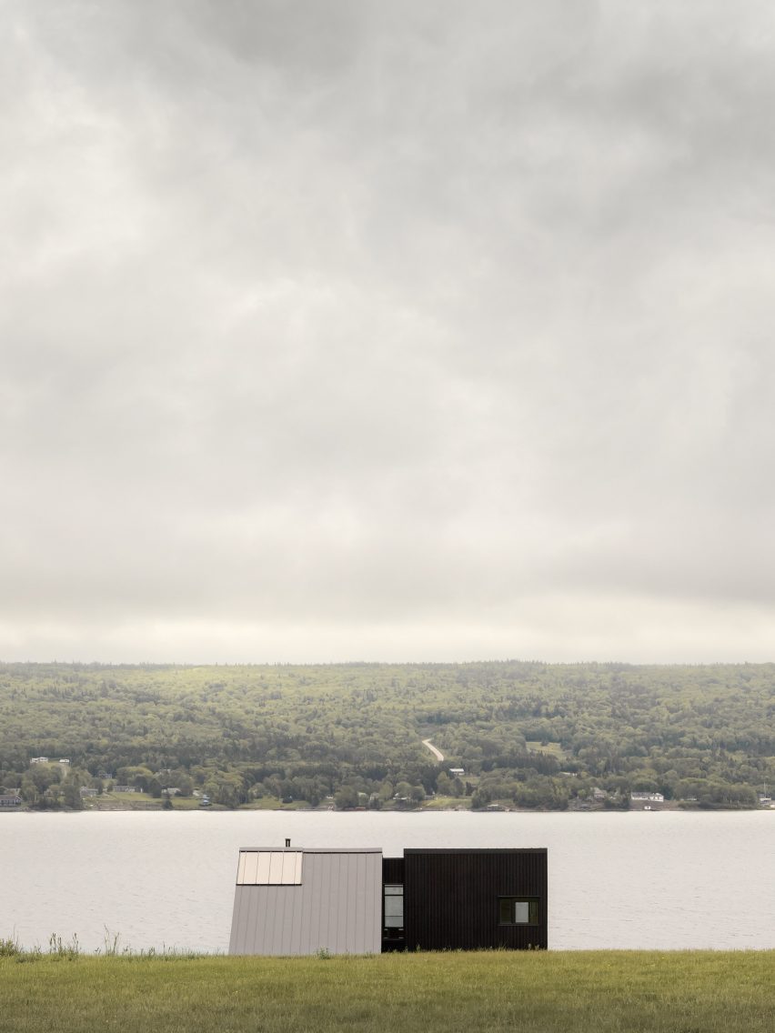 RHAD Architects Two Bay House