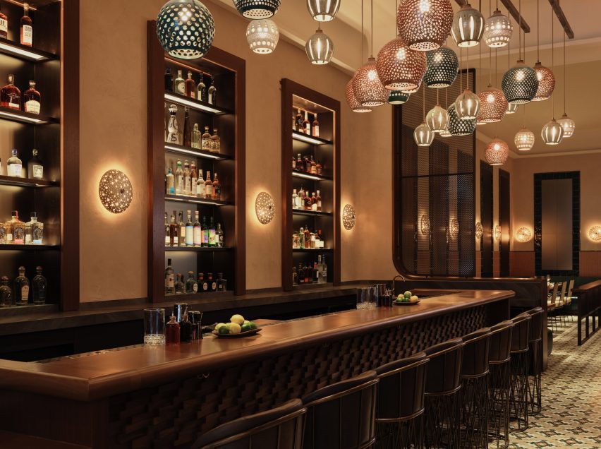 Kimpton Era hotel by INC