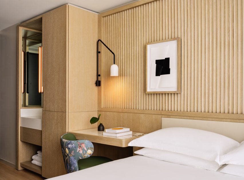 Kimpton Era hotel by INC