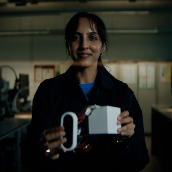SIVO.GO alarm for deaf users by Gargi Agrawalla, winner of 2026 UK James Dyson Award