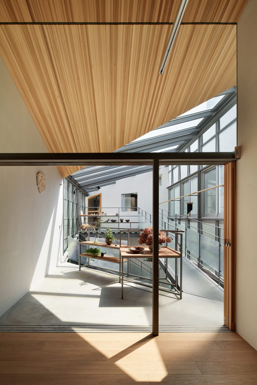 House and Studio in Kyoto by Tato Architects