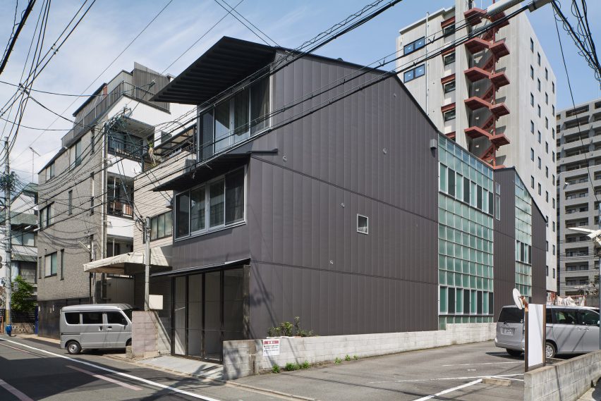 House and Studio in Kyoto by Tato Architects
