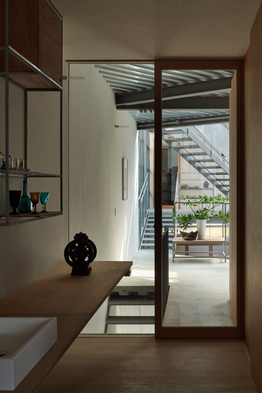 House and Studio in Kyoto by Tato Architects