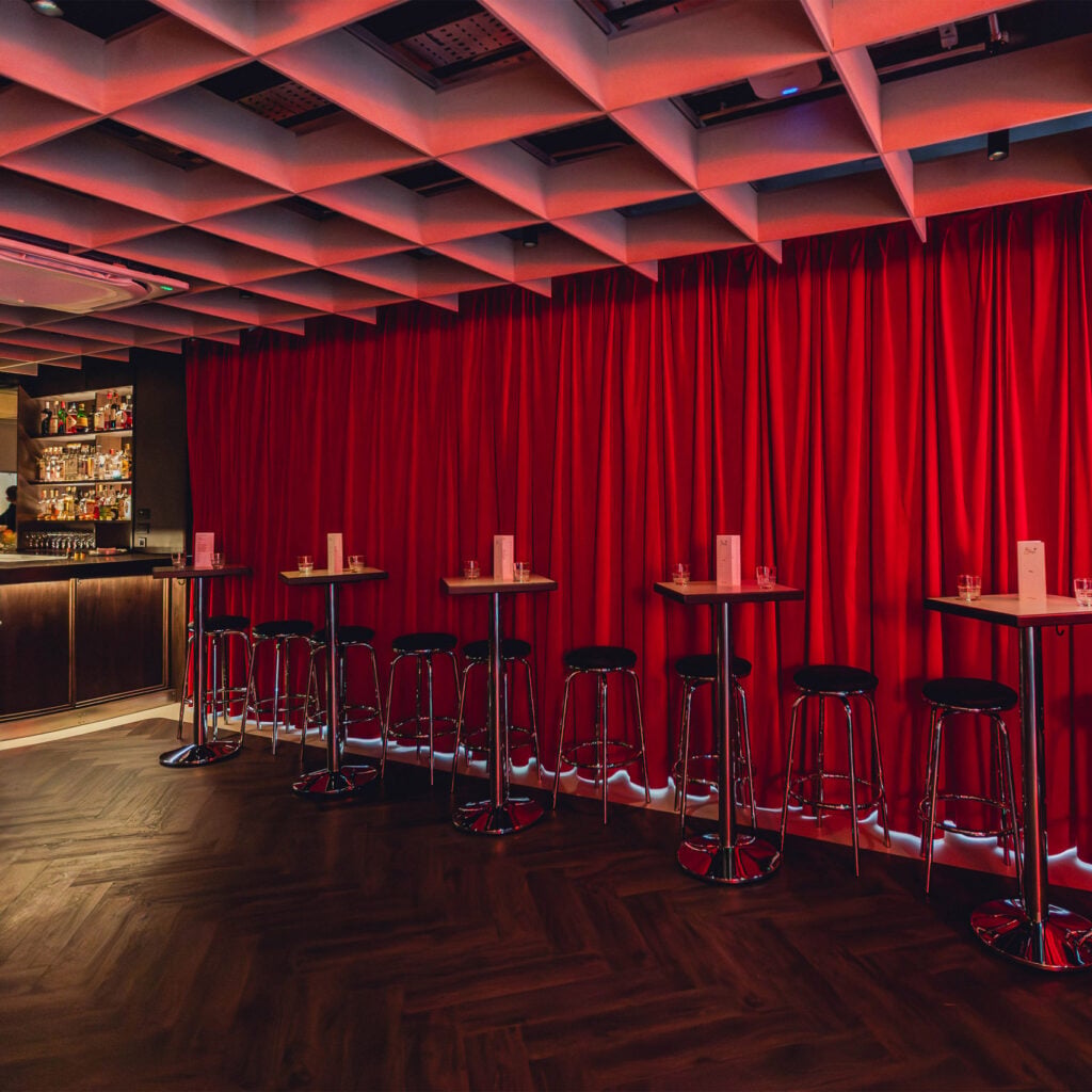 Autex Acoustics panels "place sound at the heart" of Manchester's Bar Shrimp