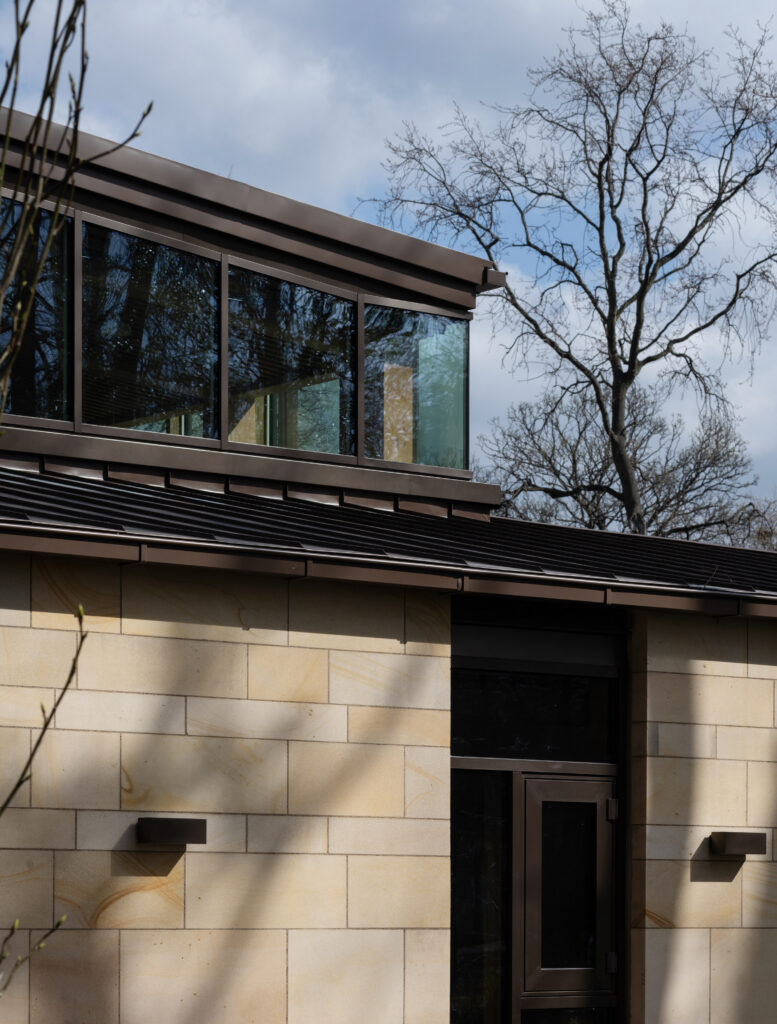 Allardice Centre by Page\Park