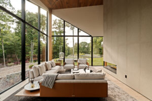 Aston Martin Slyvan Rock Residence