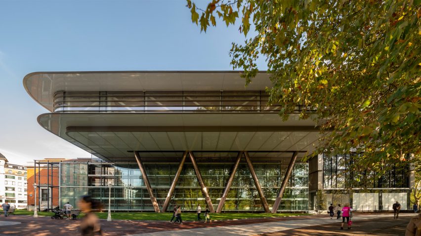 Bilbao Fine Arts Museum extension by Foster + Partners