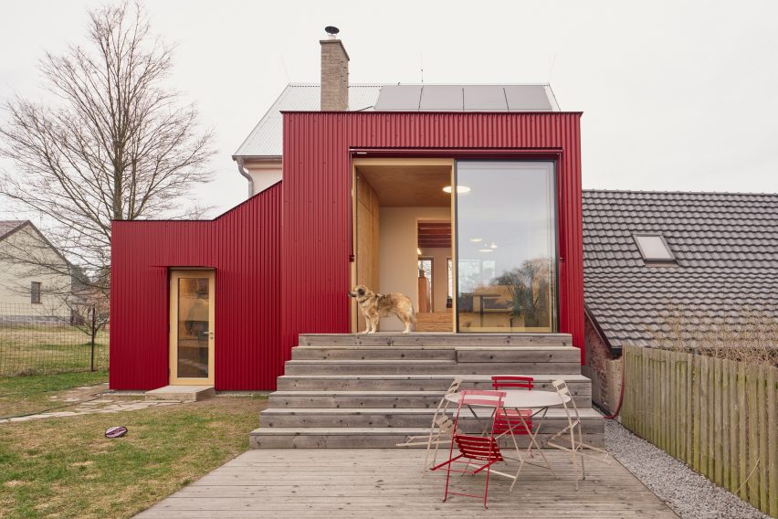 House with a Red Addition by Facha Architekti