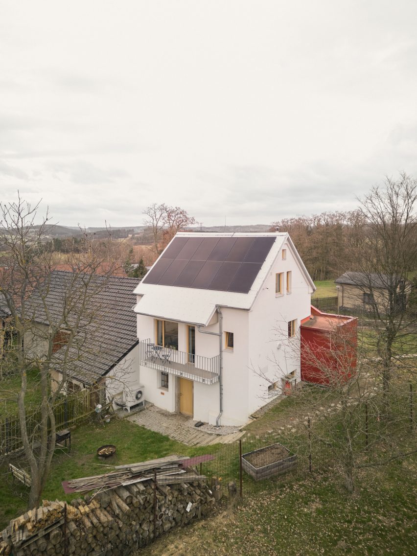 House with a Red Addition by Facha Architekti