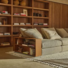 Flexform Groundpiece sofa by Antonio Citterio