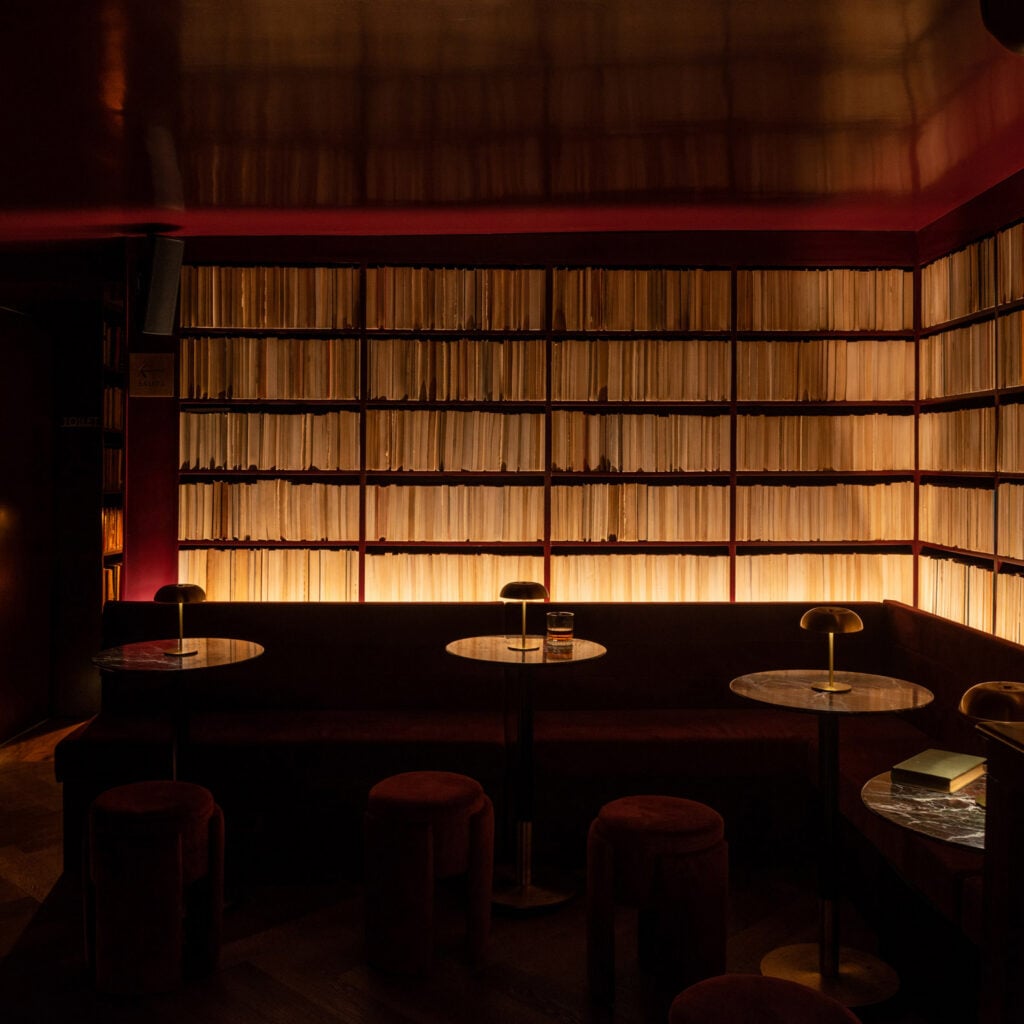 Em-Estudio lines Mexico City bar with walls of books