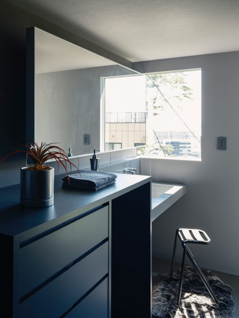 Minimalist House by FORM/Kouichi Kimura Architects