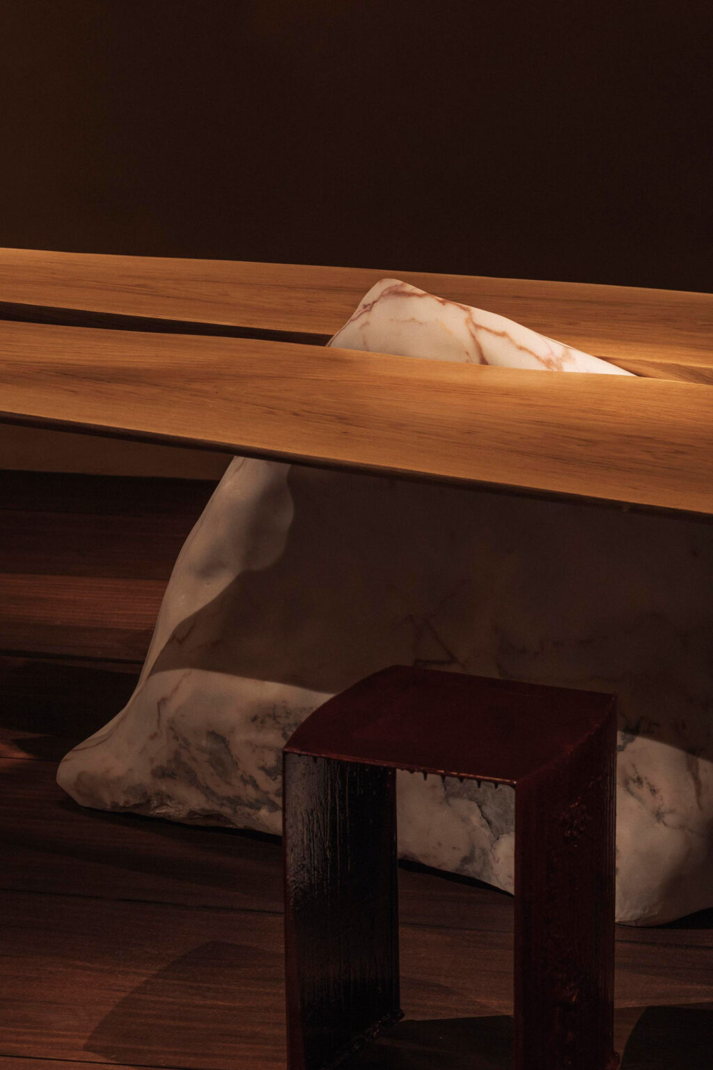 Design Object Shape. Draw Objects with Narratives presents collectible design that looks