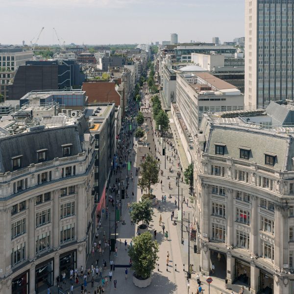 Render of Oxford Street pedestrianised by East
