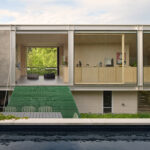 Modernist house in Studley Park