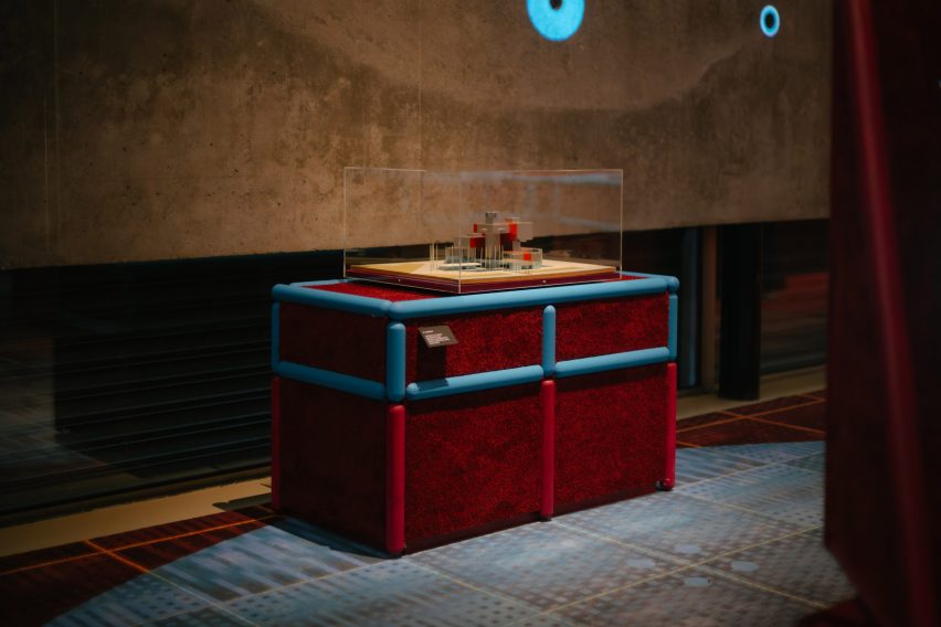 Collection Gallery by Space Popular