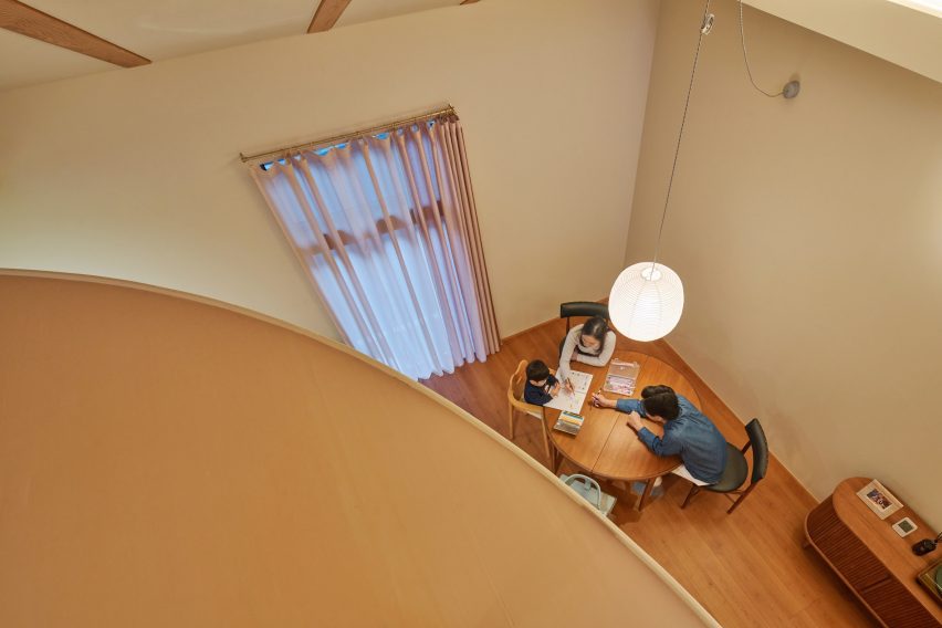 Sugi House in Kyoto by Ujizono Architects